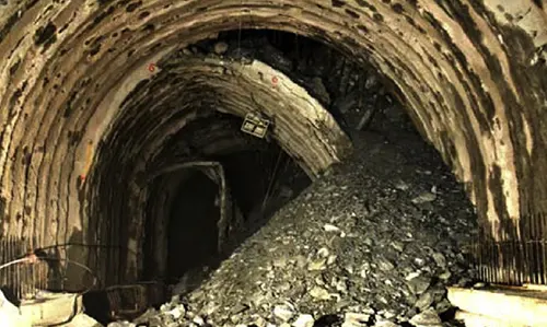 CNR00 - Tunnel collapse