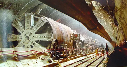 7 Essential Types of Mining Machinery You Need to Know CNR01 - Mining Machinery - tunnel boring machines